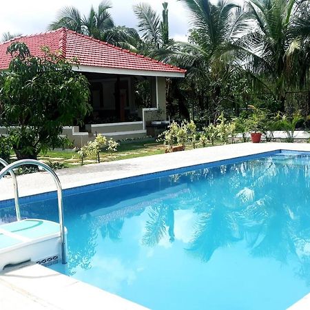 Arcadia Resort Alibaug Alībāg Buitenkant foto