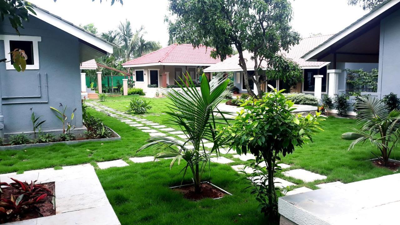 Arcadia Resort Alibaug Alībāg Buitenkant foto